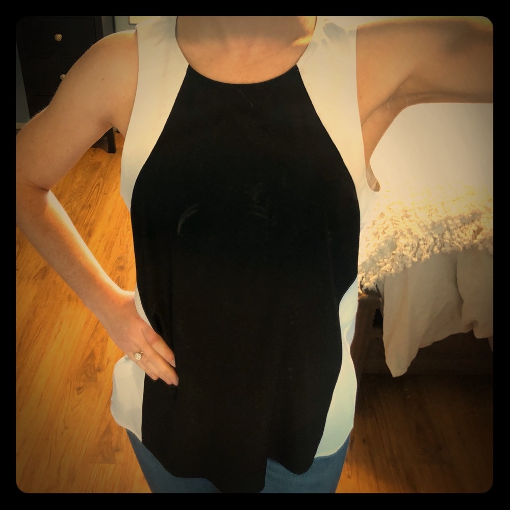 Banana Republic sleeveless blouse black/white